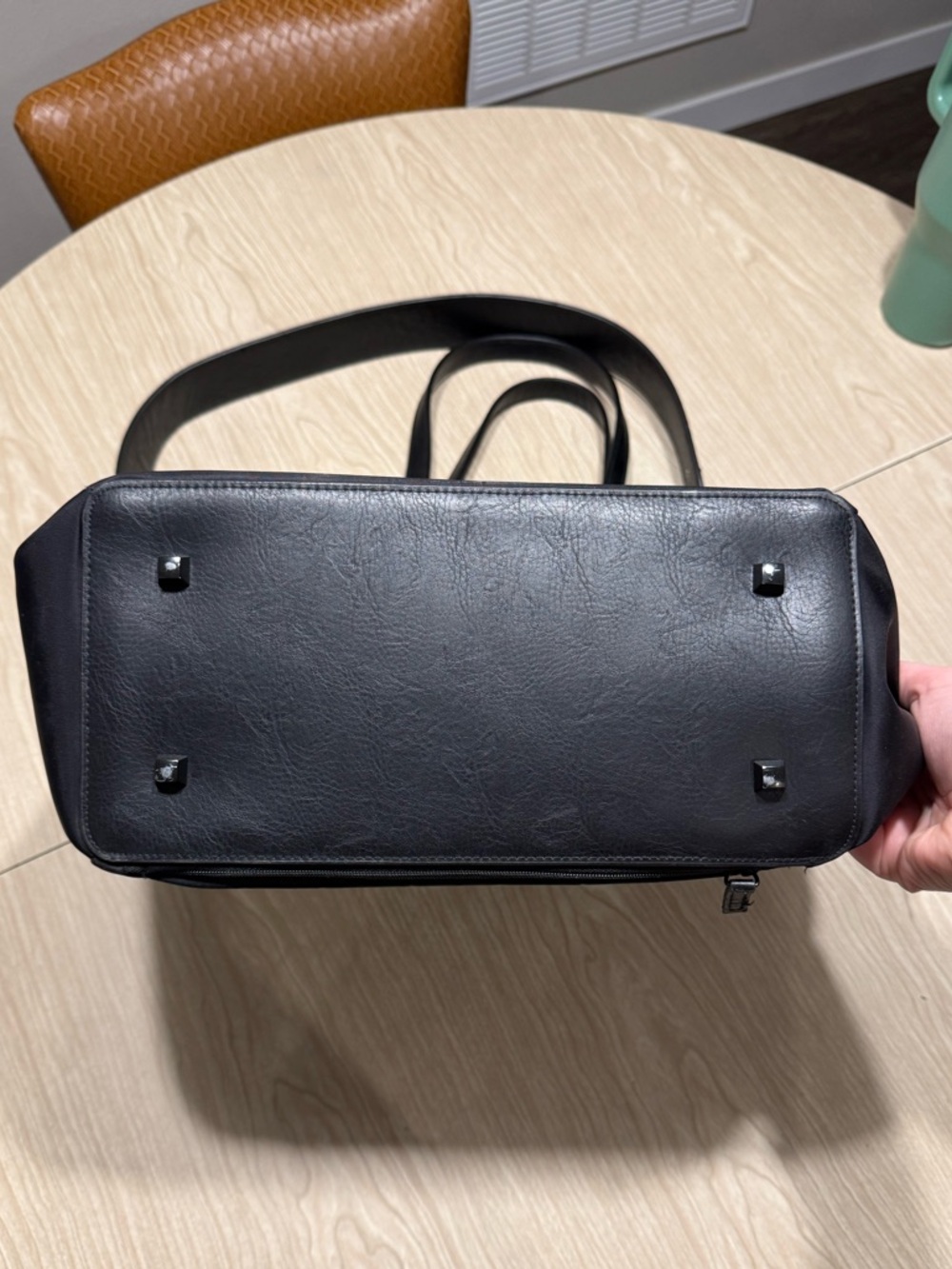 BÉIS The Commuter Tote in Black - Picture 2 of 7